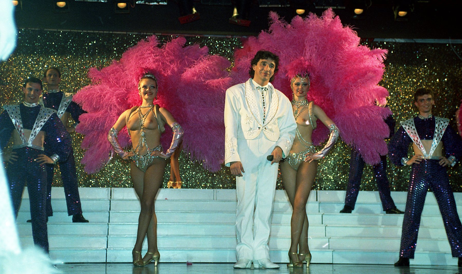 La Revue et les artistes - Photo 124